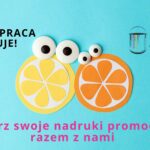 Otwórz się na promocję odzieżową. Wybierz T-shirty reklamowe i koszulki polo z nadrukiem